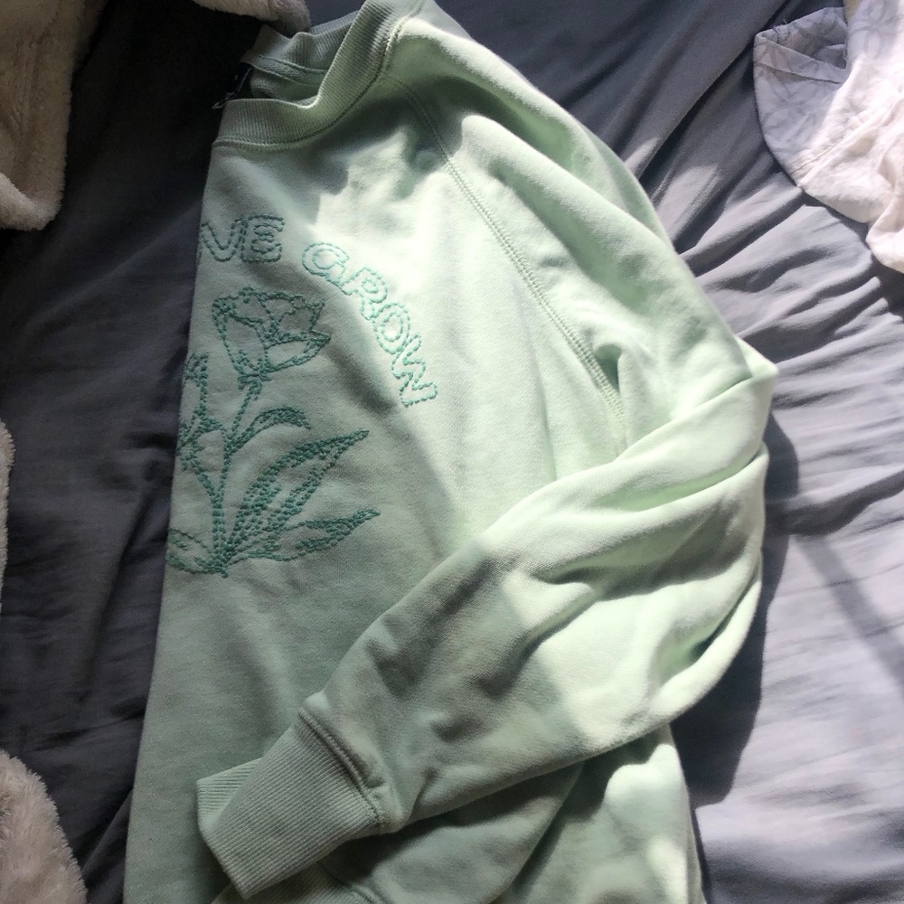 Old Navy Sweatshirt NWOT